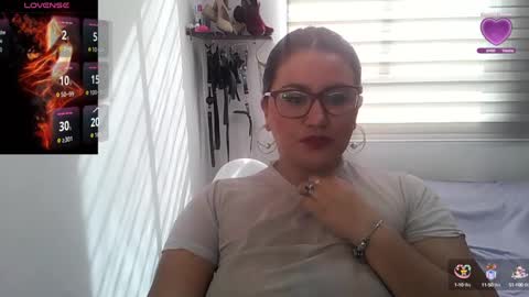 Snapshot of vesper_vixen chatting on 13, 9, 2025 Vesper Vixen online show from 13, 9, 2025