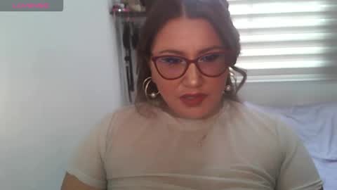 Snapshot of vesper_vixen chatting on 1, 10, 2025 Vesper Vixen online show from 1, 10, 2025