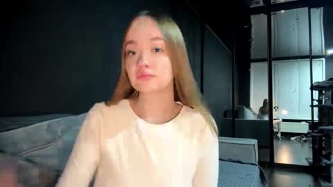 Esta online show from 3, 2, 2026