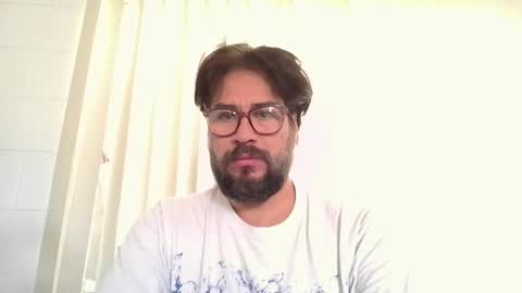 Snapshot of vesturelove chatting on 11, 9, 2025 vesturelove online show from 11, 9, 2025