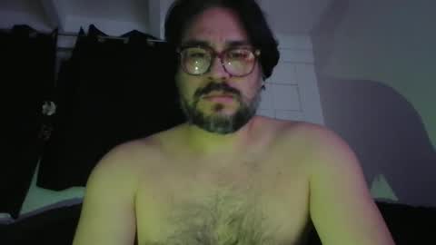 Snapshot of vesturelove chatting on 25, 10, 2025 vesturelove online show from 25, 10, 2025