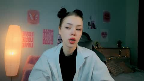 Lara Croft online show from 3, 2, 2026