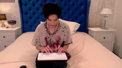 Via online show from 6, 10, 2025