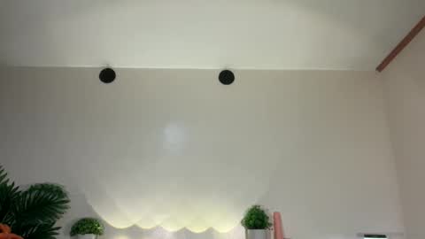 Snapshot of via_olala chatting on 22, 10, 2025 via_olala online show from 22, 10, 2025