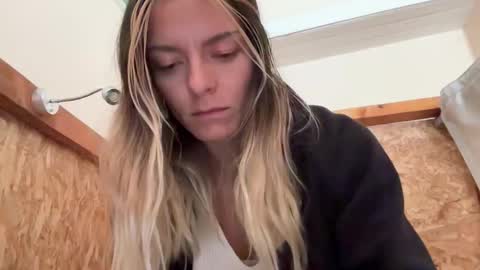 papichulo y mamichula online show from 9, 6, 2026
