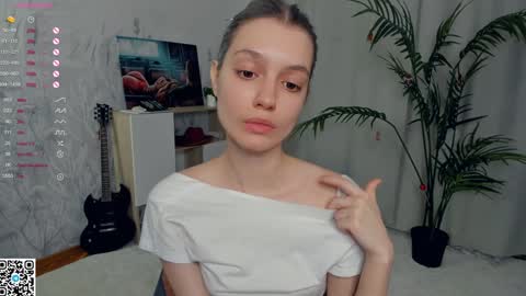 Snapshot of vibes_of_joy chatting on 17, 1, 2025 Mikky online show from 17, 1, 2025
