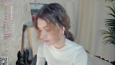 Snapshot of vibes_of_joy chatting on 24, 1, 2025 Mikky online show from 24, 1, 2025