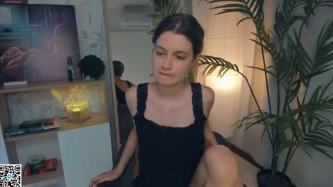 Snapshot of vibes_of_joy chatting on 20, 2, 2025 Mikky online show from 20, 2, 2025