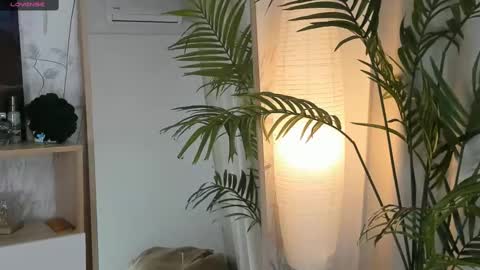 Snapshot of vibes_of_joy chatting on 9, 3, 2025 Mikky online show from 9, 3, 2025