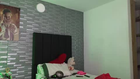 Victor cardenas online show from 28, 2, 2025