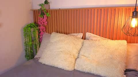 VICTORIA online show from 21, 9, 2025