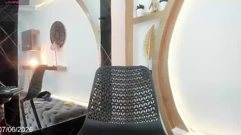 vicky_hottman online show from 10, 6, 2026