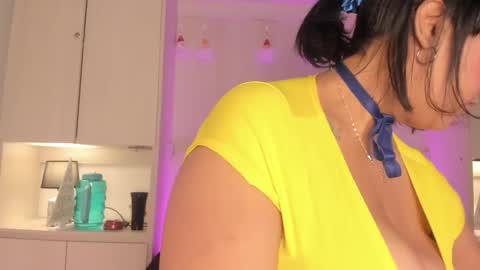 V I C K Y online show from 30, 11, 2025