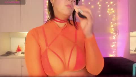 V I C K Y online show from 11, 5, 2026