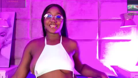 Snapshot of vicky_walles chatting on 26, 9, 2025 Vicky Walles online show from 26, 9, 2025