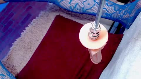 vickytera777 online show from 8, 3, 2025