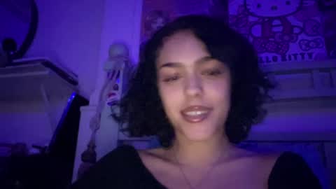 Snapshot of vickyyyx chatting on 8, 12, 2024 Goddess Victory online show from 8, 12, 2024