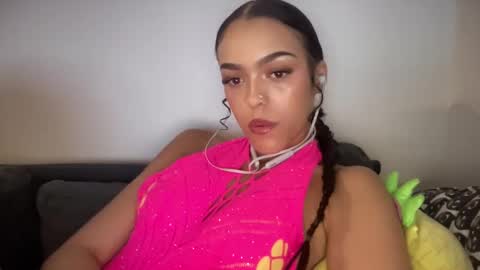 Snapshot of vickyyyx chatting on 3, 1, 2025 Goddess Victory online show from 3, 1, 2025