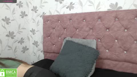 Victoria  online show from 20, 12, 2024