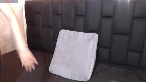 Victoria  online show from 15, 1, 2025