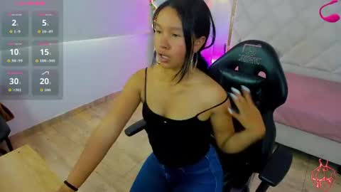 Snapshot of victoria1_tay chatting on 16, 7, 2026 victoria1_tay online show from 16, 7, 2026