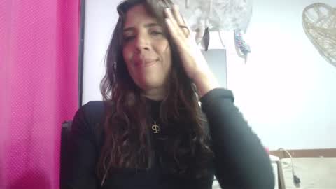 Hi guys   Im victoria  Be the one who can control me in PVT online show from 31, 1, 2025