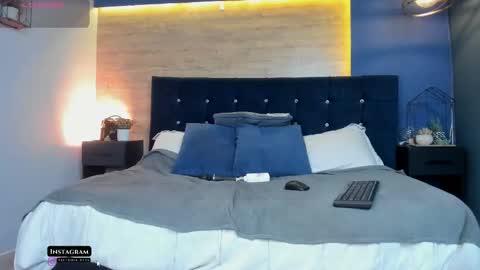 Snapshot of victoria_byte chatting on 16, 10, 2025 Victoria online show from 16, 10, 2025
