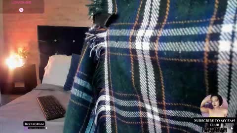 Snapshot of victoria_byte chatting on 22, 10, 2025 Victoria online show from 22, 10, 2025
