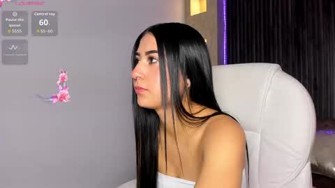 Snapshot of victoria_carper chatting on 23, 9, 2025 victoria_carper online show from 23, 9, 2025