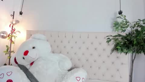 Victoria online show from 11, 5, 2026