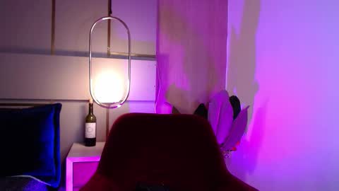 Snapshot of victoria_collinns chatting on 15, 11, 2025 Victoria Collins online show from 15, 11, 2025