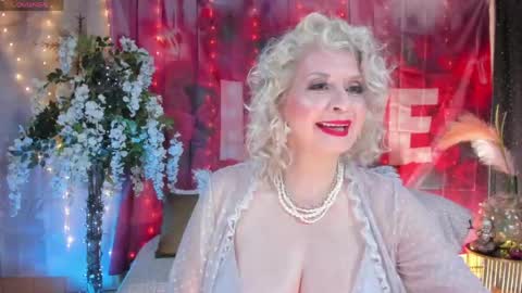 diorvictoria9 online show from 24, 4, 2026