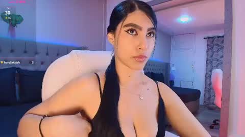   online show from 13, 6, 2026