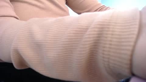 Victoria online show from 12, 11, 2025