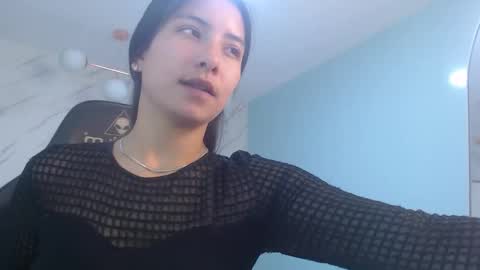 Snapshot of victoria_hernandez_t chatting on 10, 3, 2026 Victoria online show from 10, 3, 2026