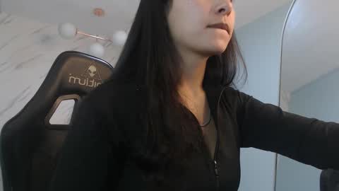 Snapshot of victoria_hernandez_t chatting on 14, 3, 2026 Victoria online show from 14, 3, 2026