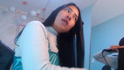 Snapshot of victoria_hernandez_t chatting on 31, 3, 2026 Victoria online show from 31, 3, 2026