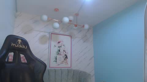 Snapshot of victoria_hernandez_t chatting on 16, 4, 2026 Victoria online show from 16, 4, 2026