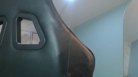 Snapshot of victoria_hernandez_t chatting on 6, 5, 2026 Victoria online show from 6, 5, 2026