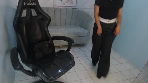 Snapshot of victoria_hernandez_t chatting on 7, 5, 2026 Victoria online show from 7, 5, 2026