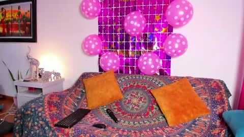 Victoria  online show from 9, 5, 2026