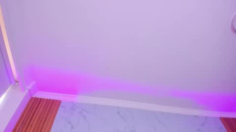  Victoria Lozano  online show from 11, 12, 2024