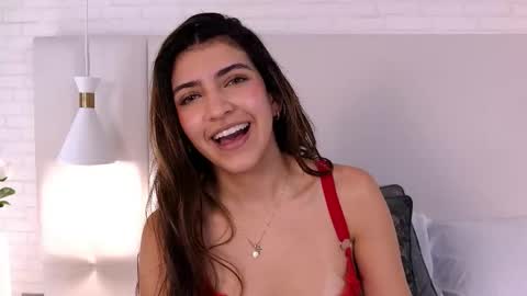  Victoria Lozano  online show from 22, 12, 2025