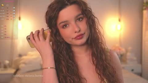 Snapshot of victoria_karma chatting on 10, 10, 2025       online show from 10, 10, 2025