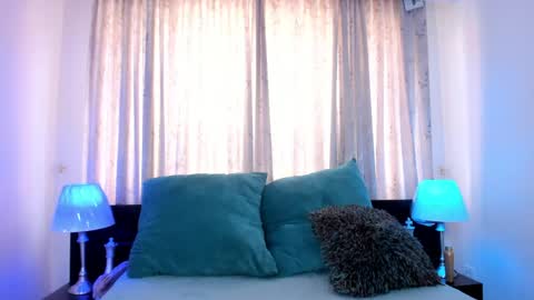 Snapshot of victoria_kim_lee chatting on 7, 6, 2026 Victoria online show from 7, 6, 2026