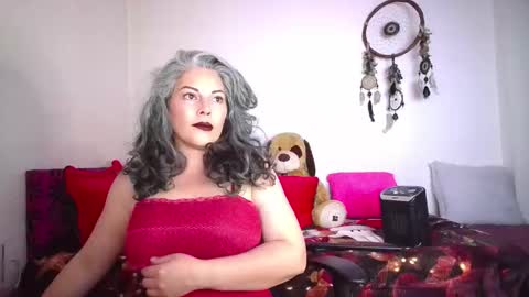 Victoria Lover online show from 13, 1, 2026