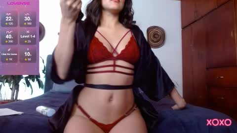 Snapshot of victoria_martelo chatting on 27, 12, 2024 VICTORIA MARTELO online show from 27, 12, 2024