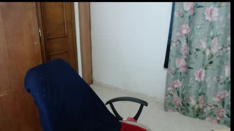 Snapshot of victoria_milf06 chatting on 19, 4, 2026 victoria online show from 19, 4, 2026