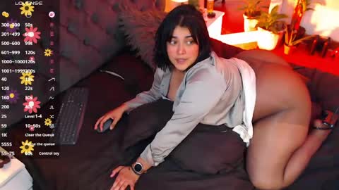 Snapshot of victoria_monteroo chatting on 2, 5, 2026 Call me Vic online show from 2, 5, 2026