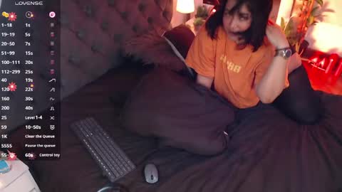 Snapshot of victoria_monteroo chatting on 6, 5, 2026 Call me Vic online show from 6, 5, 2026